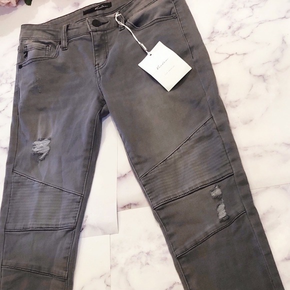 KanCan | Distressed Moto Skinny Jeans - Picture 8 of 16